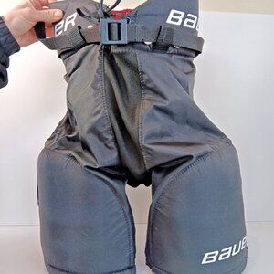 Bauer lil Sport Youth Large S18 Hockey Pants In Good Condition
